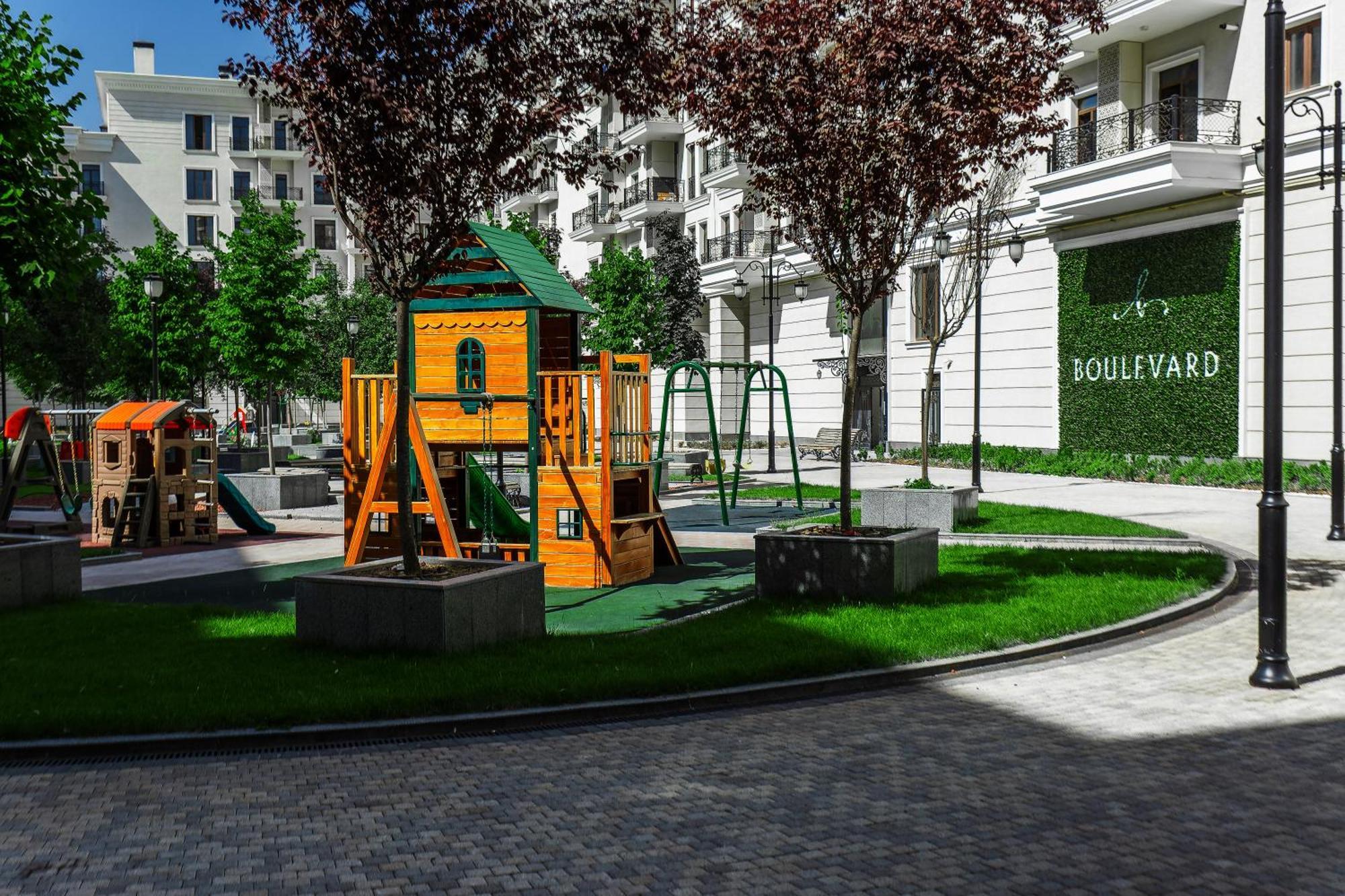 Boulevard 114 Tashkent Exterior photo